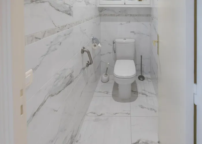 Apartment Vaste 2p Climatise Avec Terrasses, Garage Et Wifi A - Fr-1-196-352 Menton